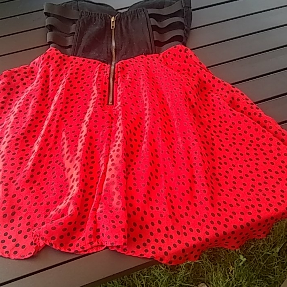 Mini dress - Picture 2 of 2